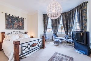 Photo 5- click for photo gallery